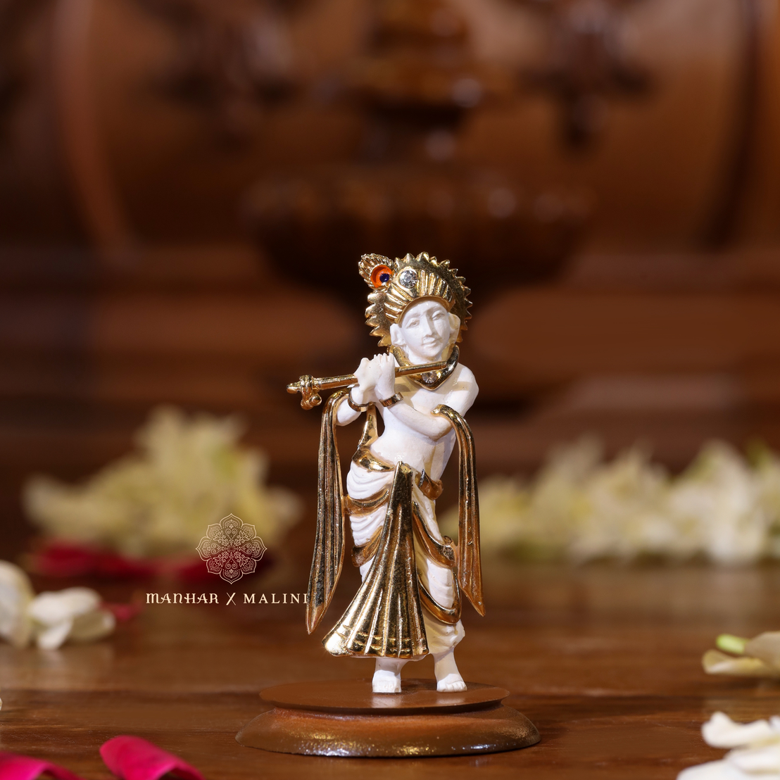 Saarthi Krishna (White)